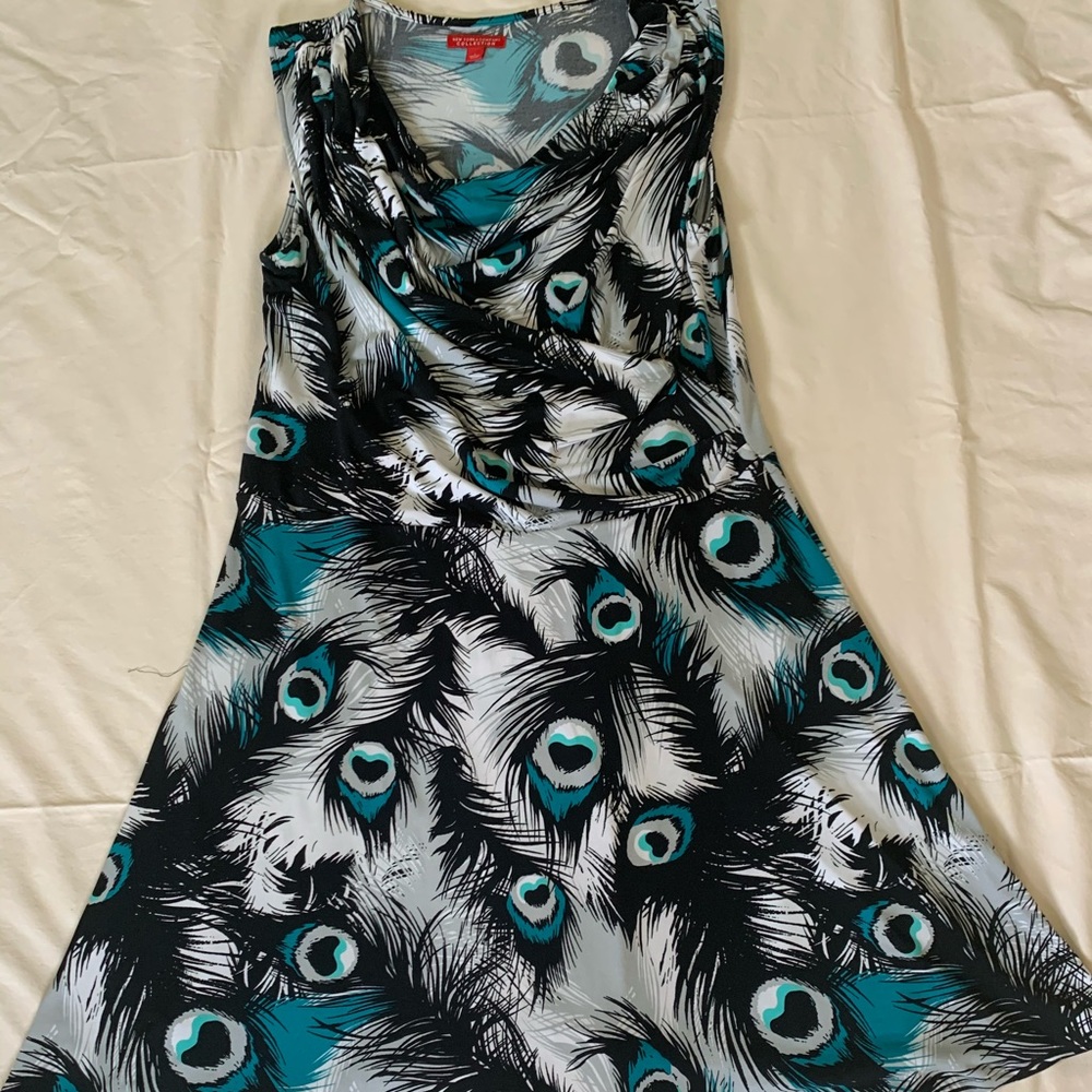 New York & Company Peacock Pattern Shift Dress
